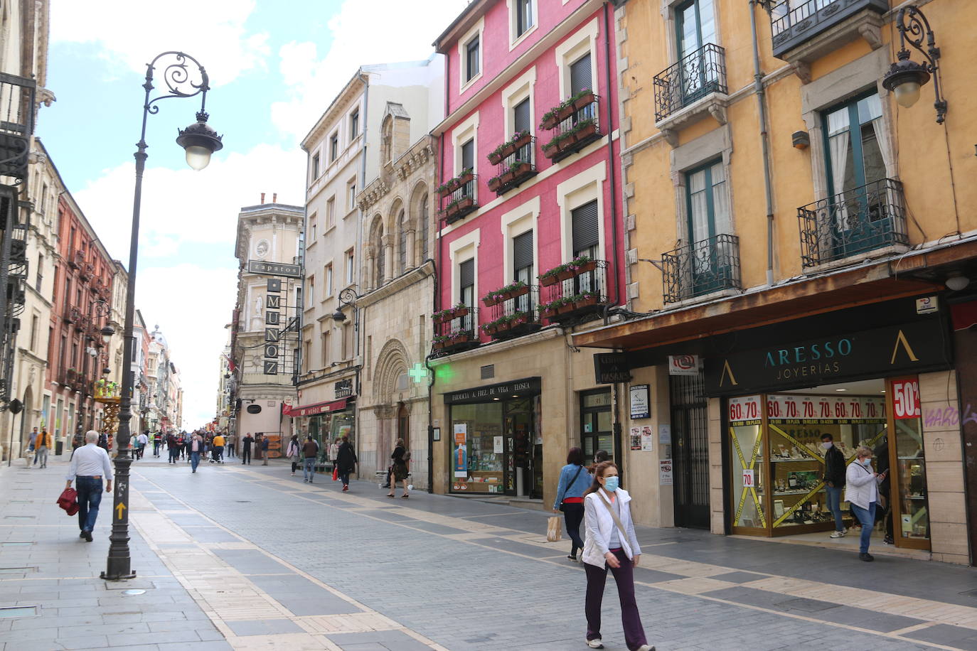 Fotos: De flor en flor en la calle Ancha