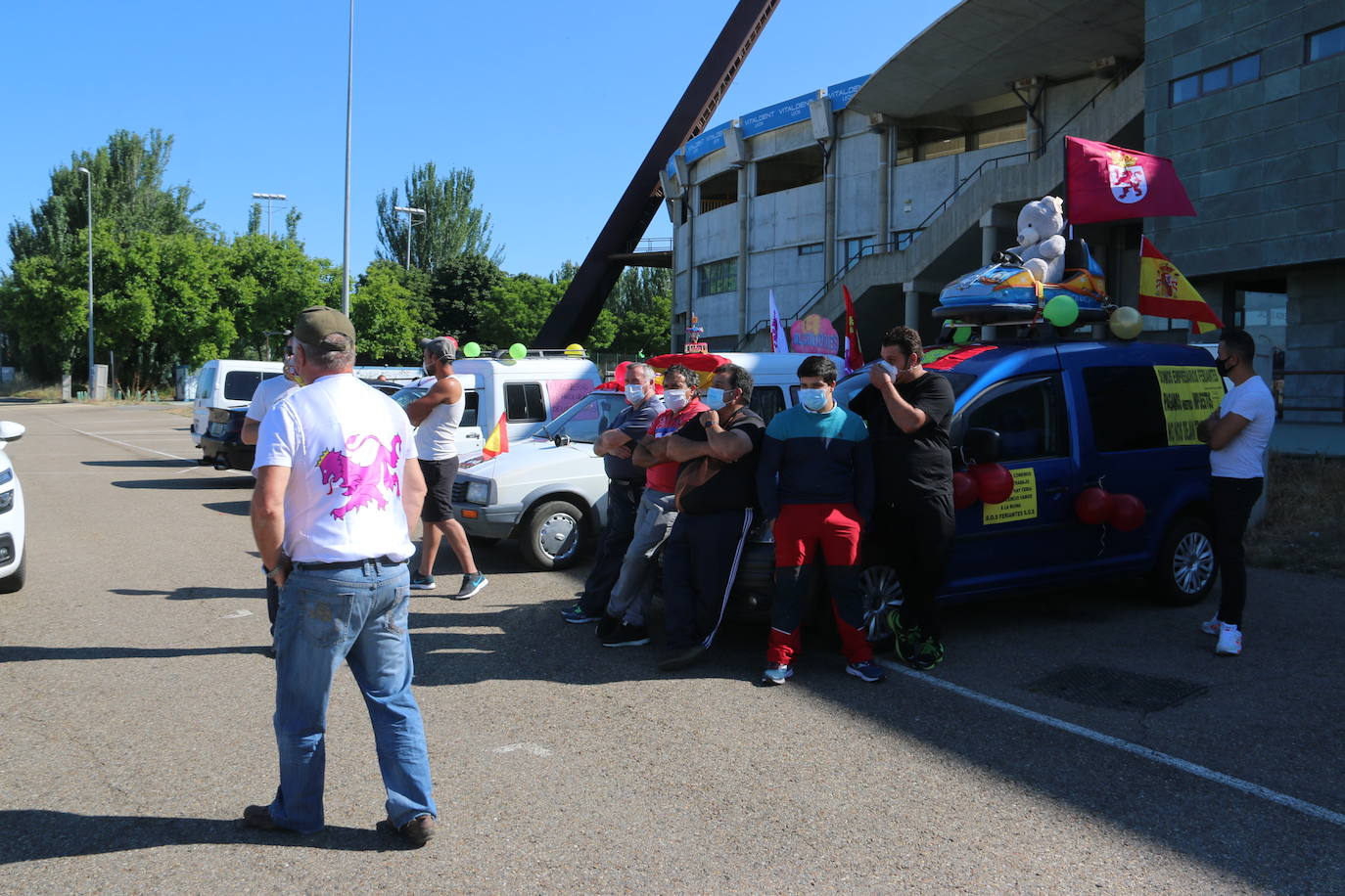 Fotos: Los feriantes leoneses salen a la calle para reclamar medidas