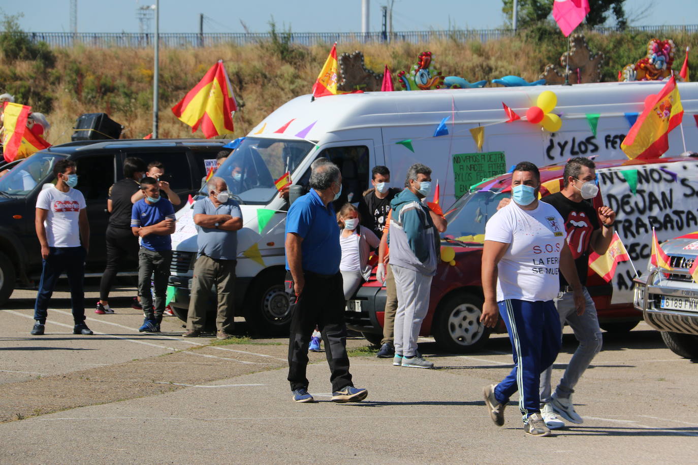 Fotos: Los feriantes leoneses salen a la calle para reclamar medidas