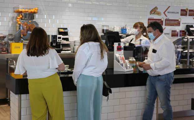 Galería. Así estaba la autopista este domingo.