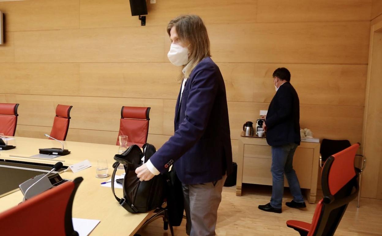 Pablo Fernández, portavoz en las Cortes de Podemos, durante la reunión de la Mesa de Portavoces de la Junta de este viernes.