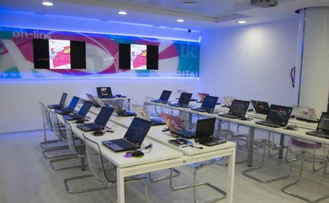 Instalación con medios tecnológicos.