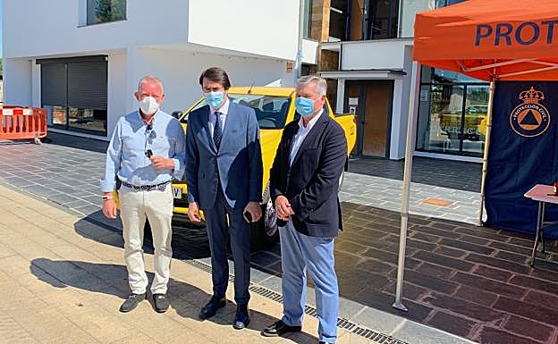 Imagen de este lunes durante el acto de entrega.