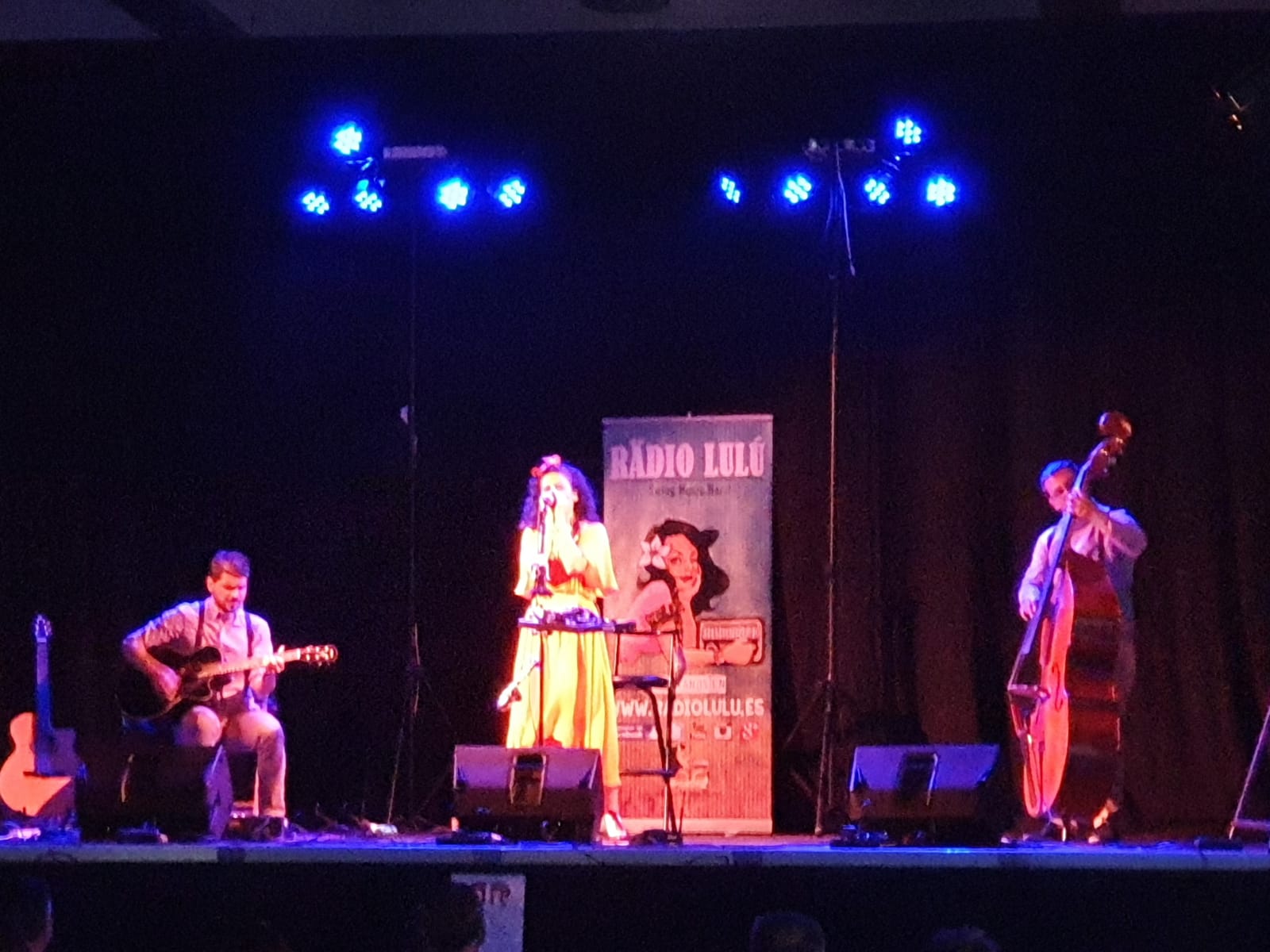 El trio musical compuesto por Leticia Robles, Emilio Sáiz y Sergio García.