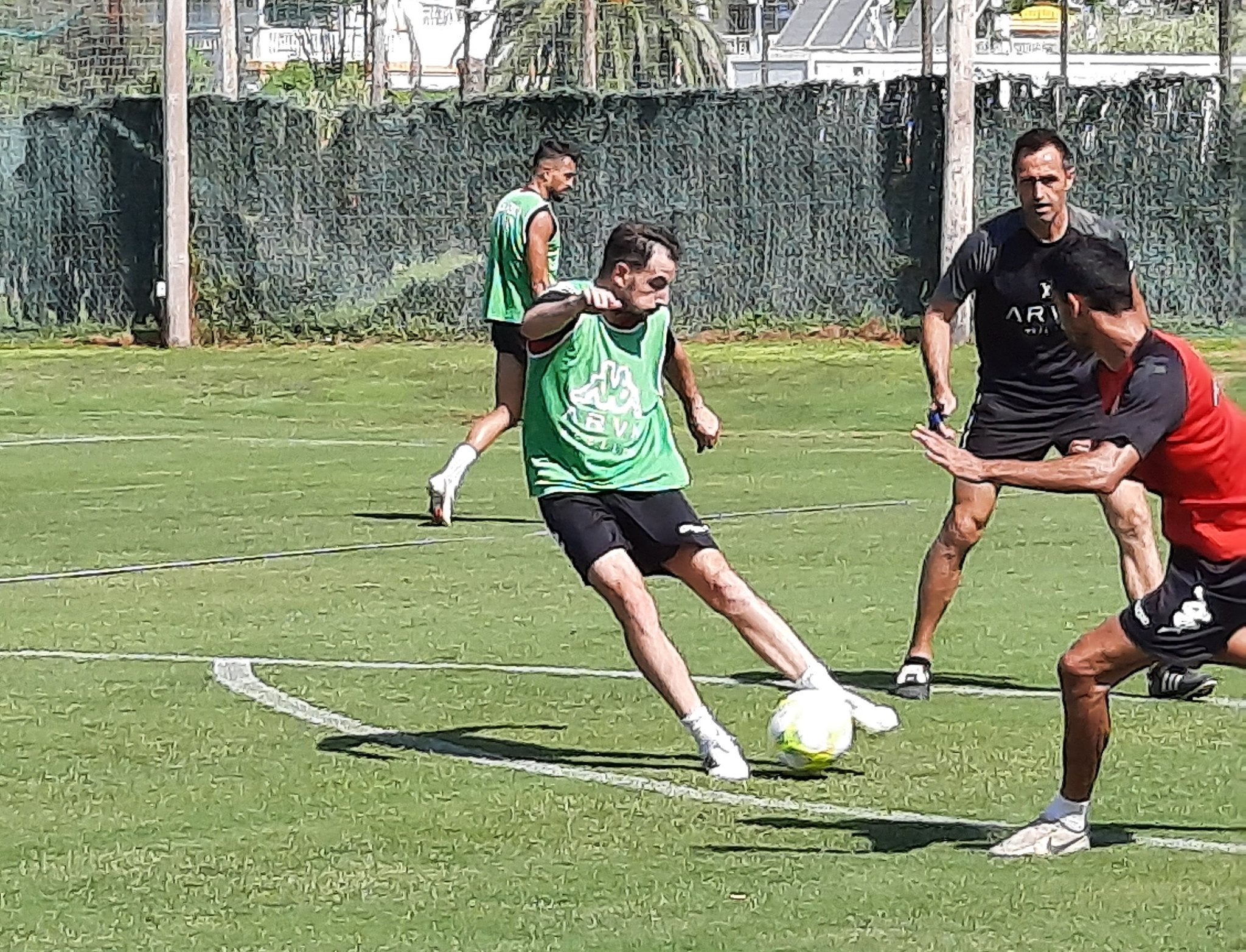 La Cultural sigue con sus entrenamientos en Marbella a la espera de su primer partido.