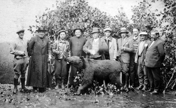 Fotos: Victor del Reguero rescata en &#039;Anatomía de una discordia&#039; el hilo que une Palacios del Sil con el campo de Mauthausen
