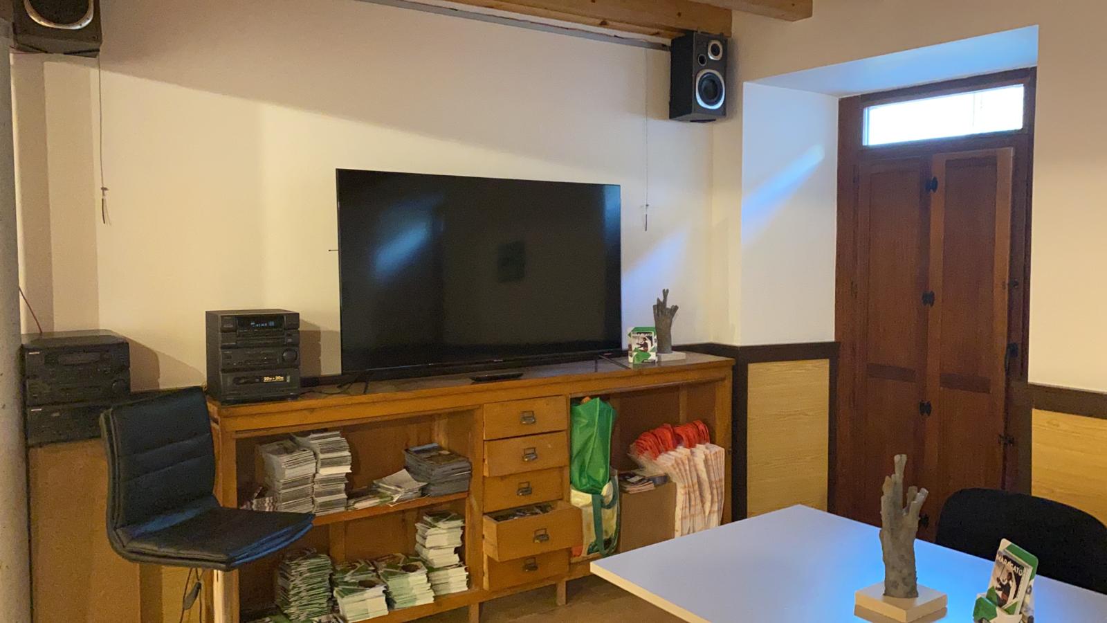 Imagen secundaria 1 - Imágenes de la Oficina de Turismo de Boñar