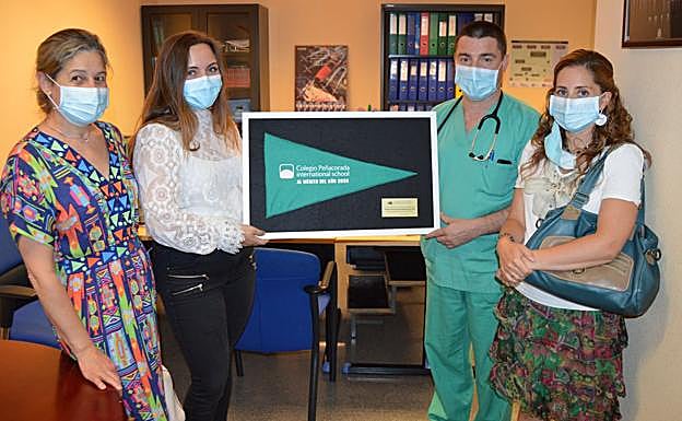 Banderín del Colegio Peñacorada para el equipo de Urgencias del Hospital de León.