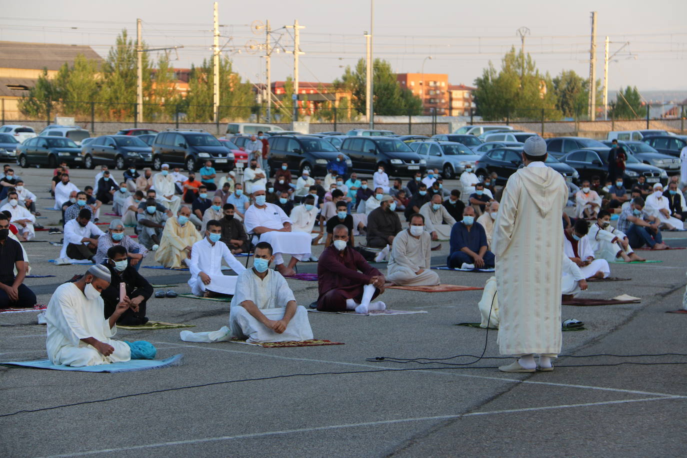 La Comunidad Musulmana de León se une en el día grande de esta religión para celebrar la Fiesta del Sacrificio del Cordero.