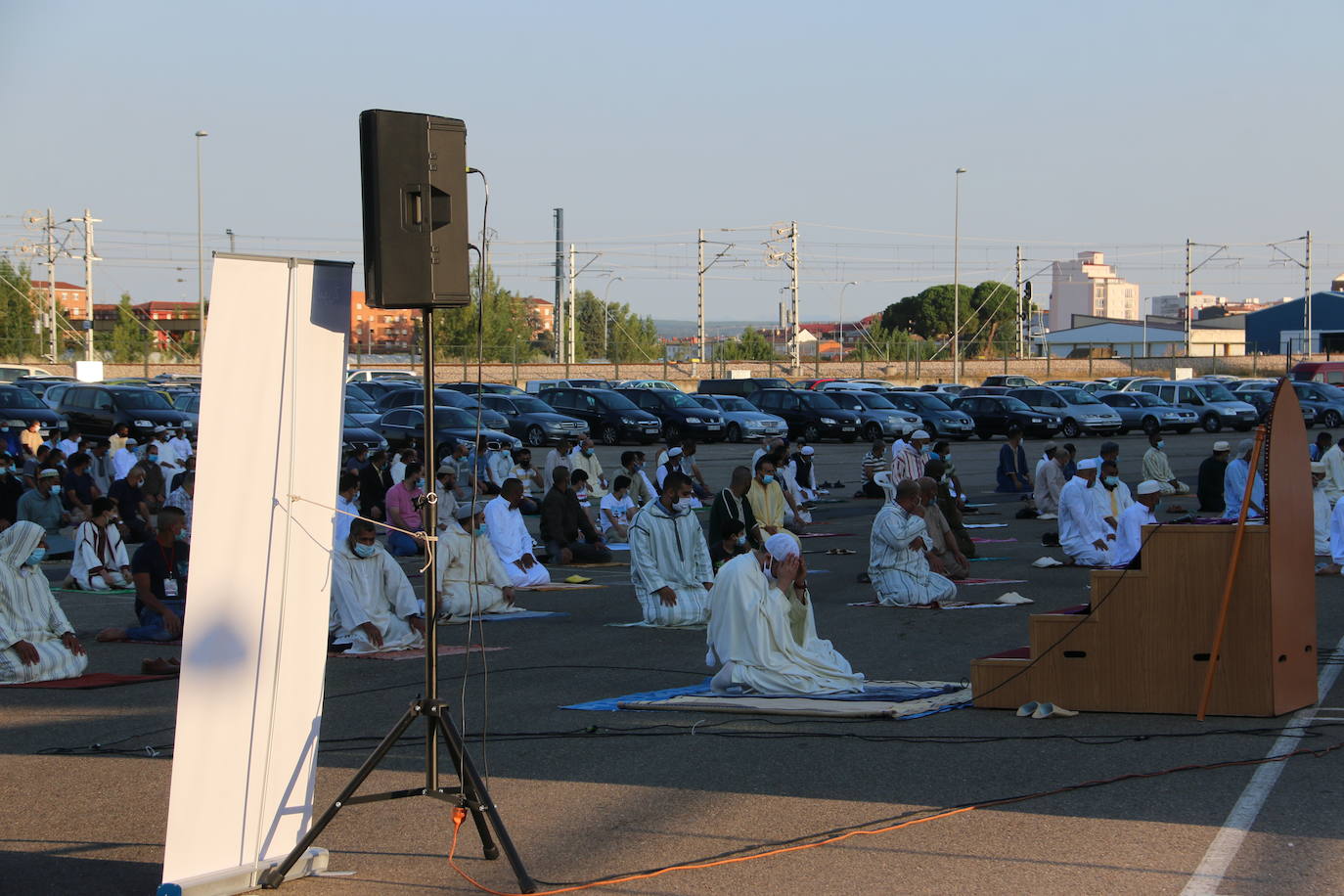 La Comunidad Musulmana de León se une en el día grande de esta religión para celebrar la Fiesta del Sacrificio del Cordero.