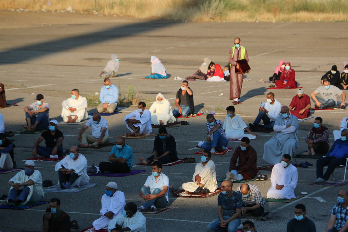 La Comunidad Musulmana de León se une en el día grande de esta religión para celebrar la Fiesta del Sacrificio del Cordero.