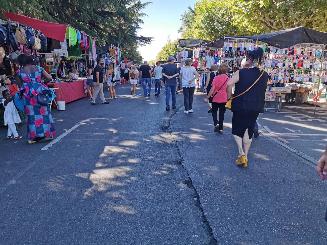 Fotos: Vuelve el rastro a León