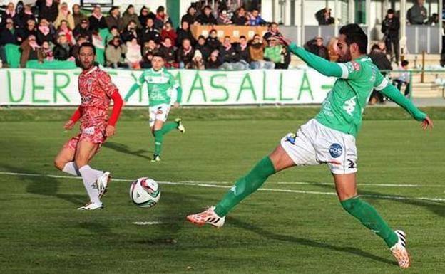 Roberto Puente abandona el Astorga y podría recalar en el Atlético Bembibre. 