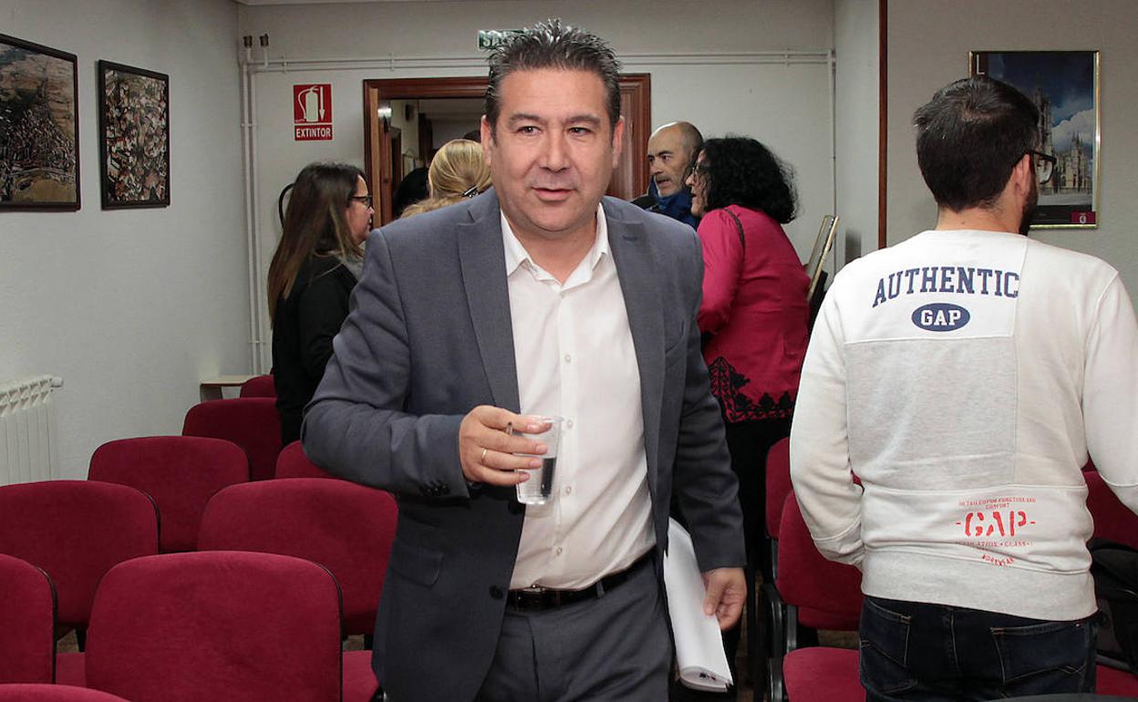 El secretario general de UPL, Luis Mariano Santos.