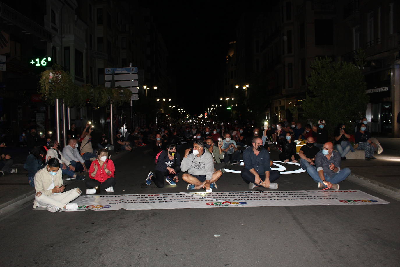 Fotos: La hostelería leonesa sale a la calle