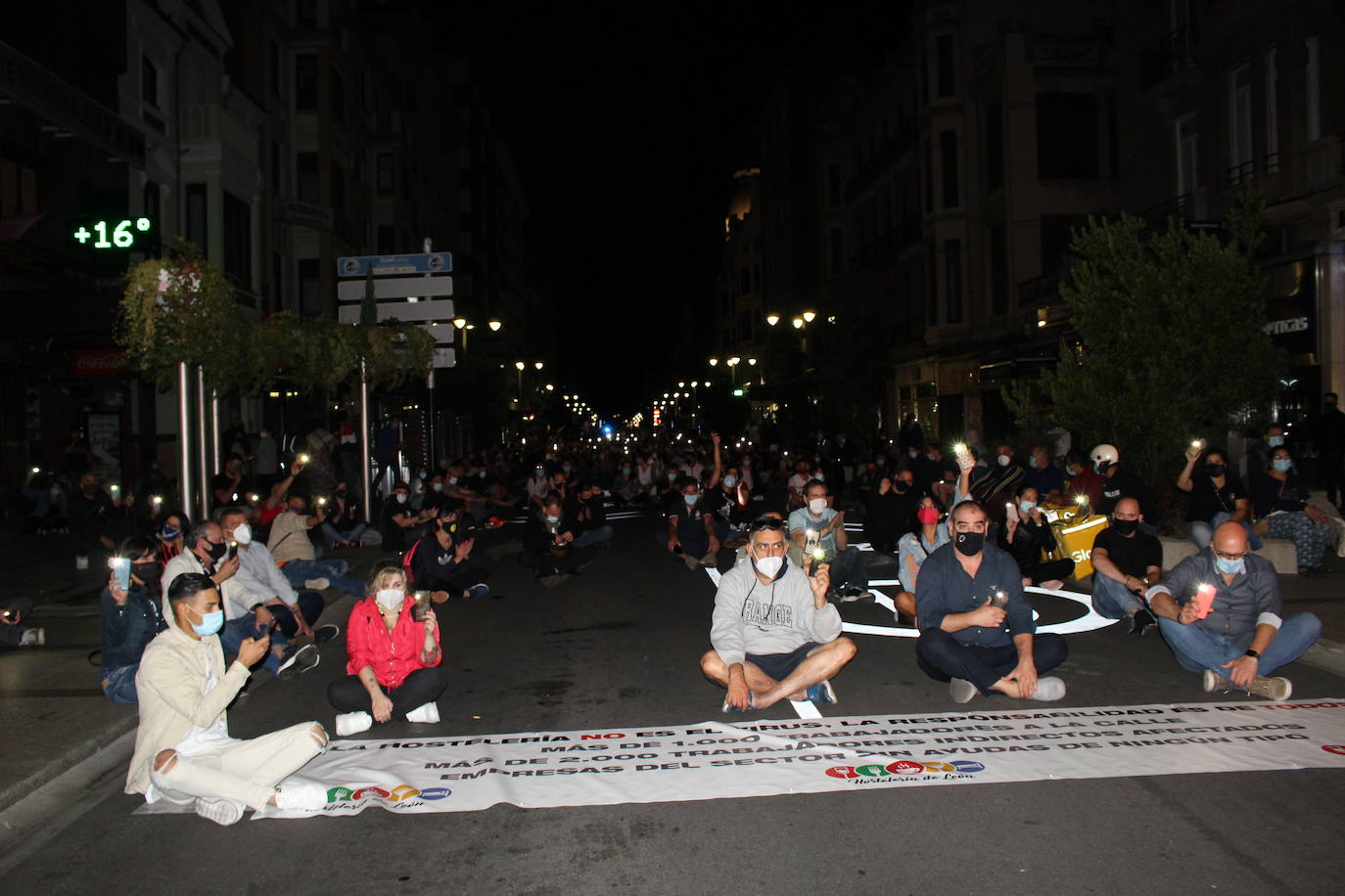 Fotos: La hostelería leonesa sale a la calle