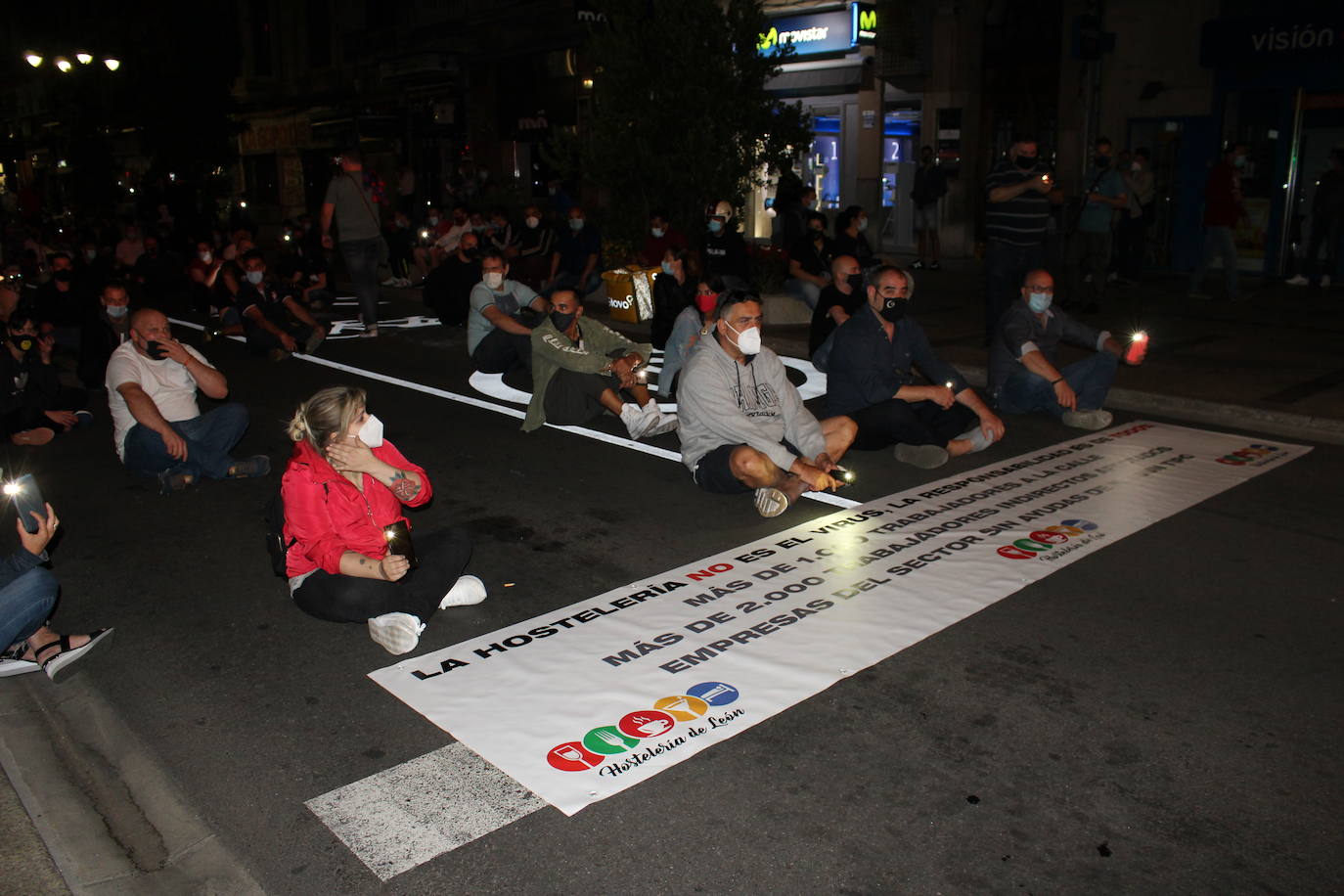 Fotos: La hostelería leonesa sale a la calle