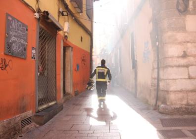 Imagen secundaria 1 - Varios momentos de la intervención. 