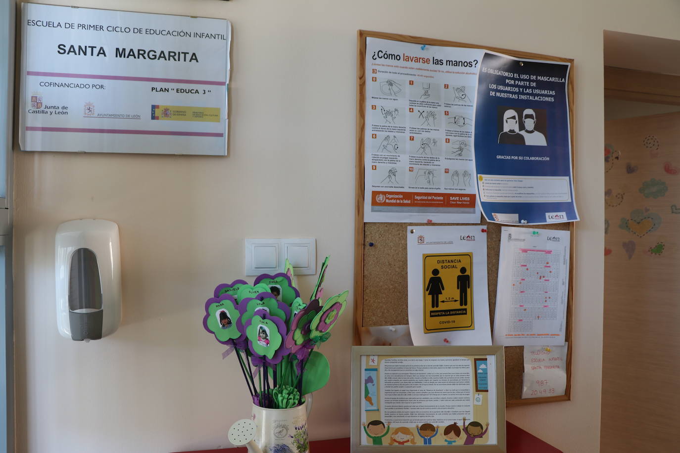 Vera López visita la Escuela Infantil Santa Margarita. 