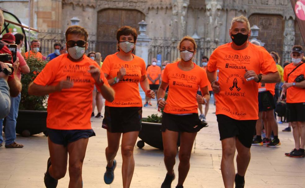 Inicio de la carrera 'A Santiago Contra el Cáncer'