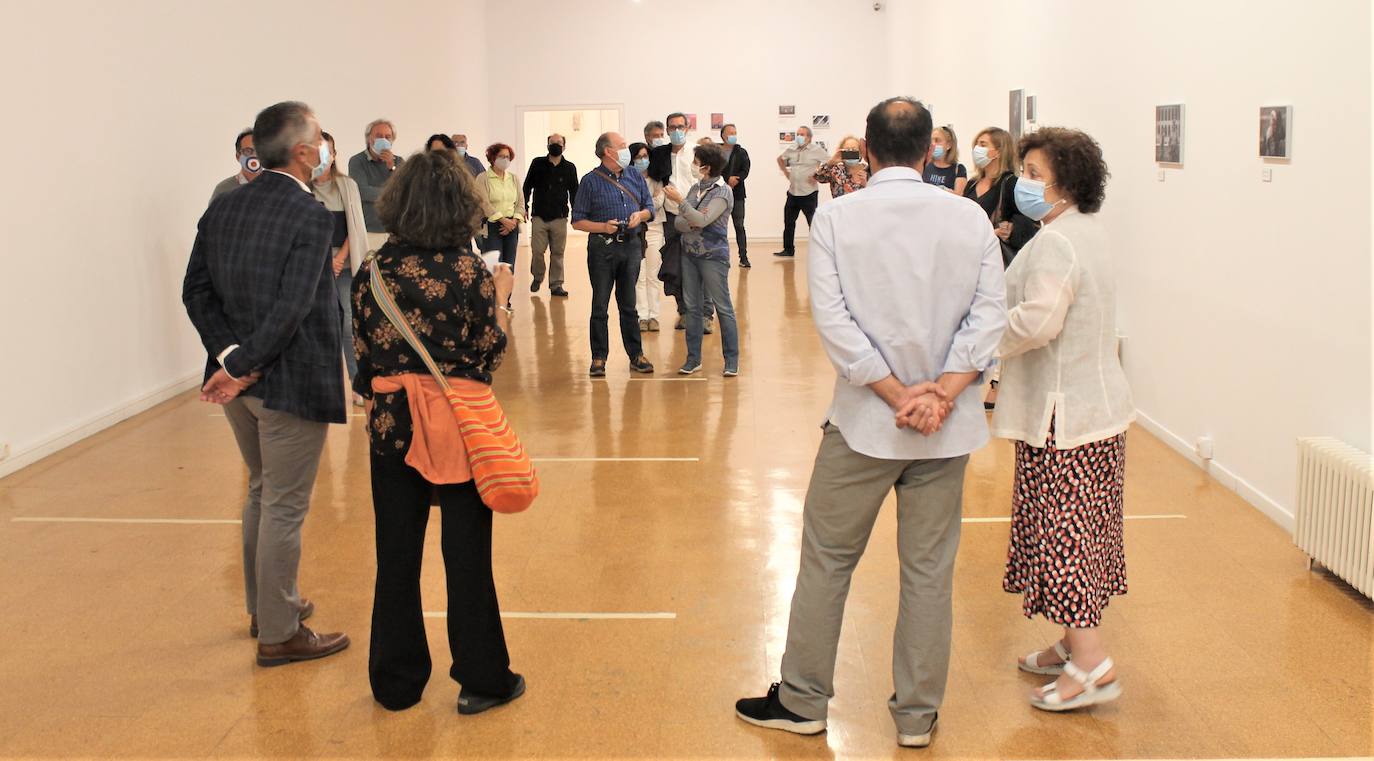 La Universidad de León acoge en su ateneo cultural esta muestra fotográfica.