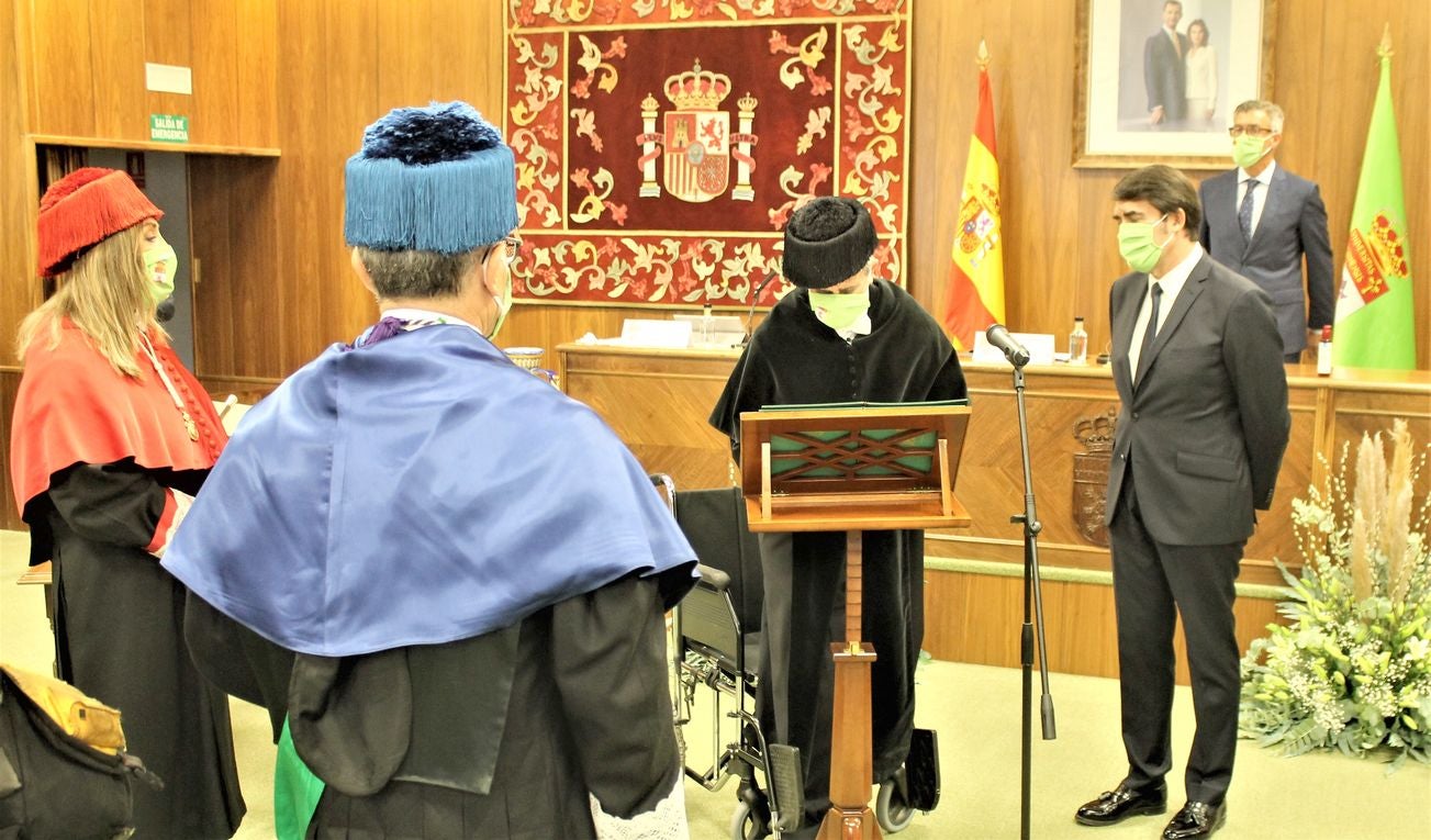 Ceremonia de investidura de Juan Francisco García Marín como rector de la Universidad de León.