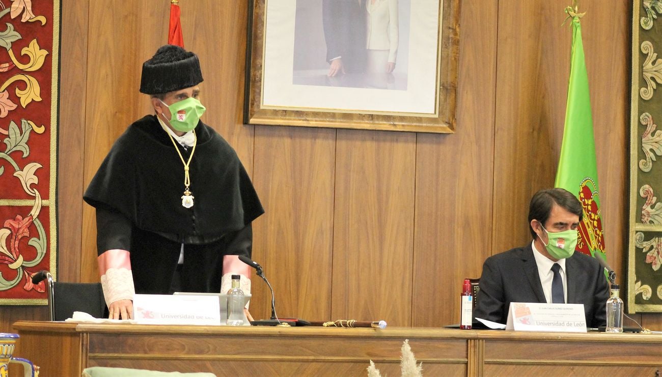 Ceremonia de investidura de Juan Francisco García Marín como rector de la Universidad de León.