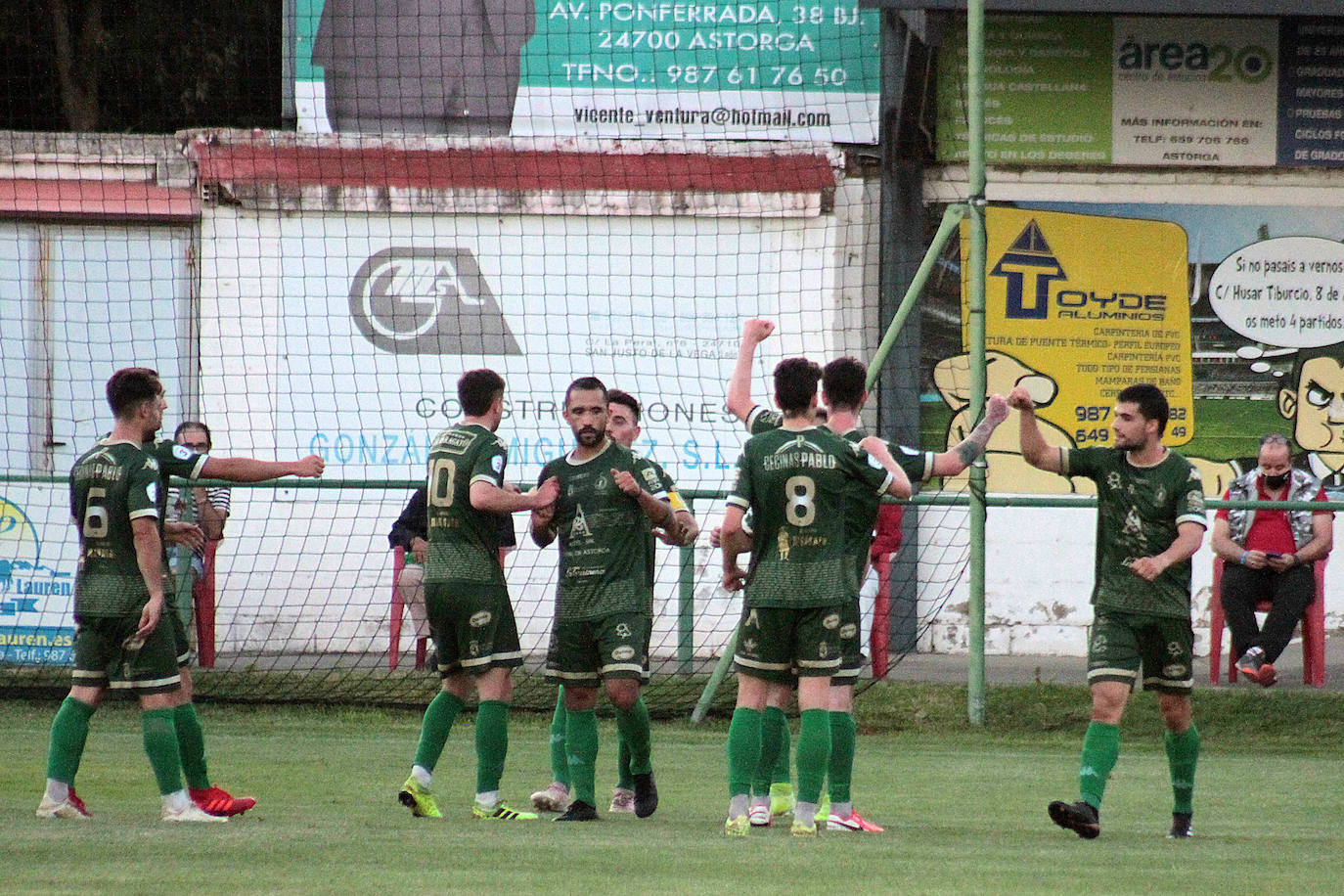 Ambos equipos igualan en su primer partido de pretemporada.