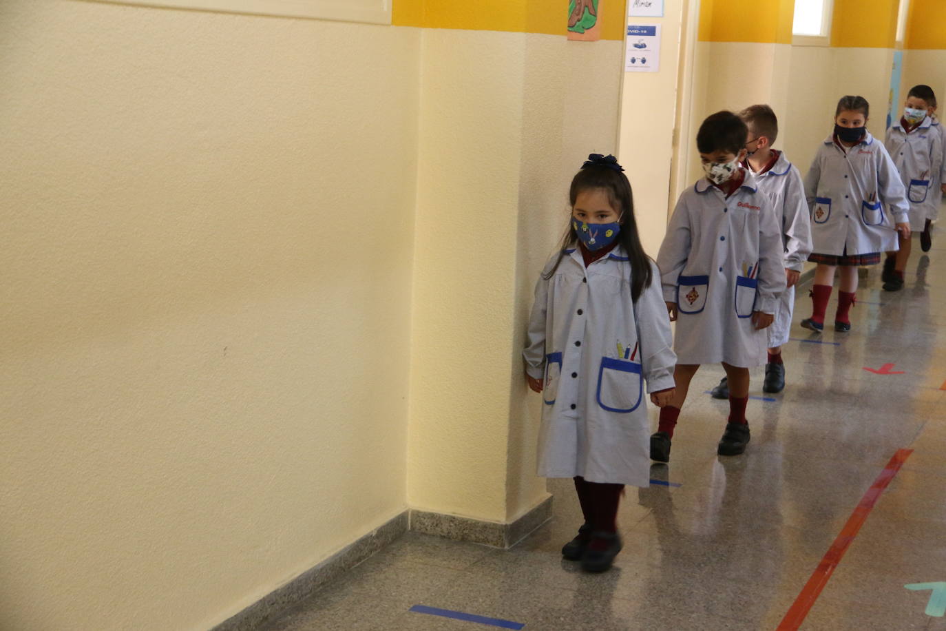 Los pequeños de Infantil y Primaria han regresado a las clases en el curso más atípico.