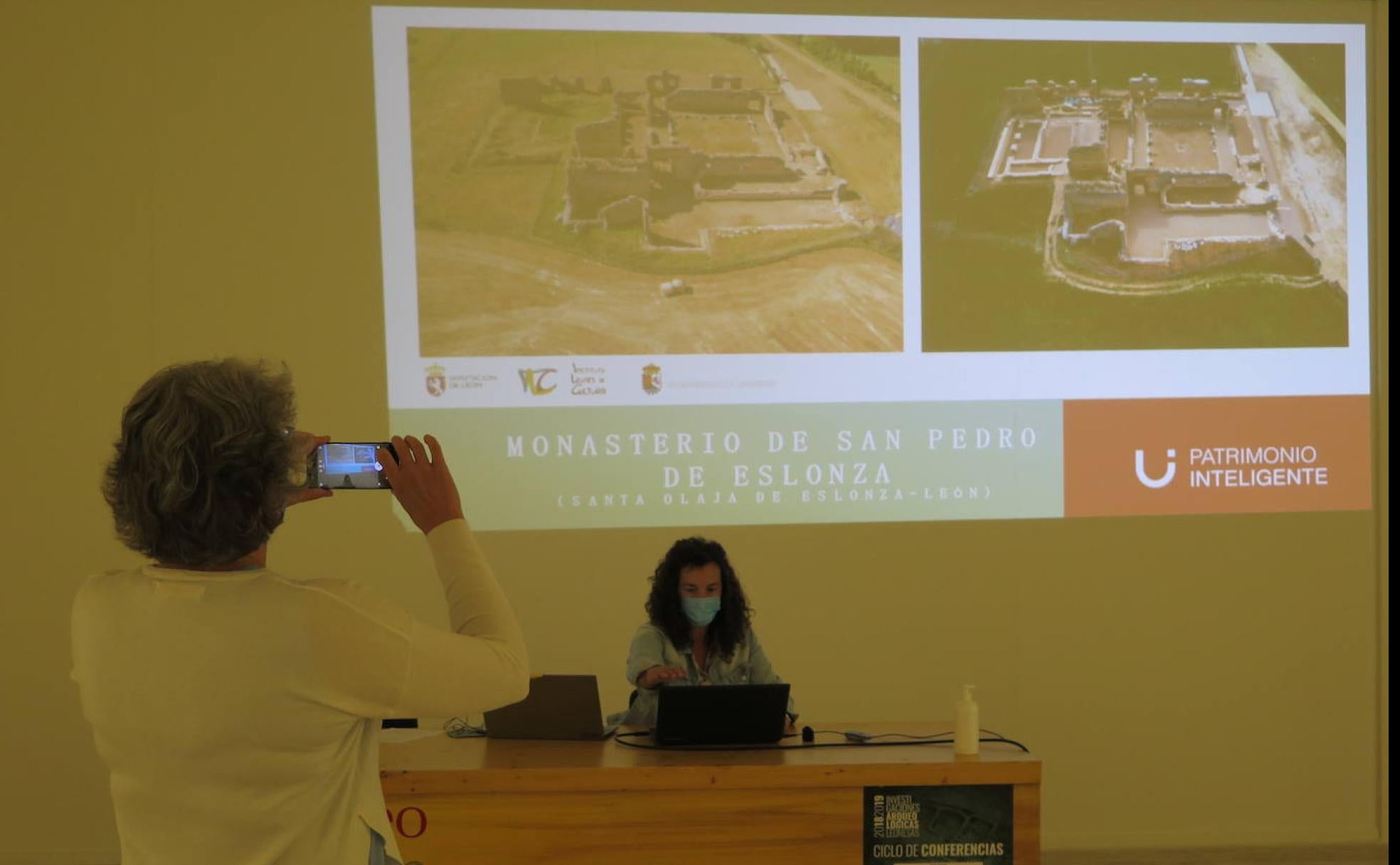 Ponentes de la conferencia inaugural. 