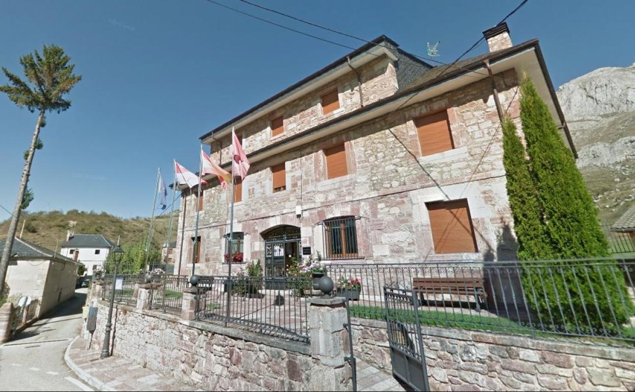 Imagen del Ayuntamiento de Sena de Luna.