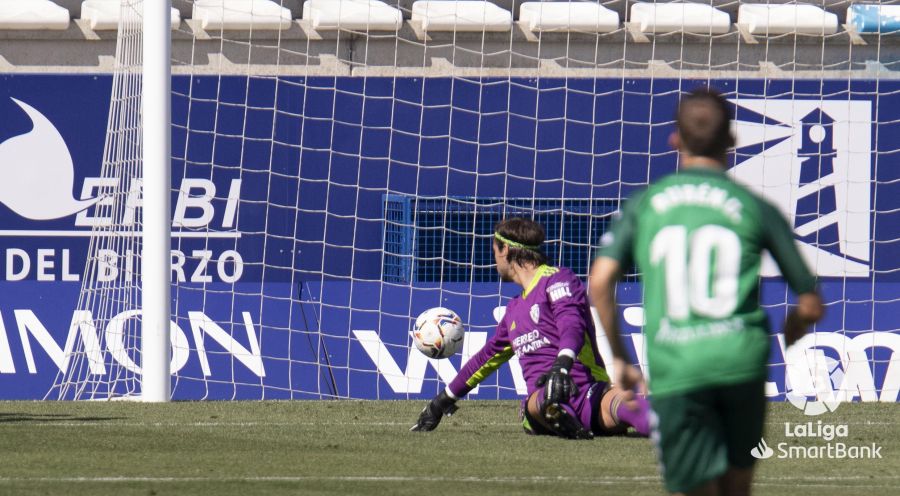 La Ponferradina volvía a competir tras unas semanas de descanso y se midió al Castellón