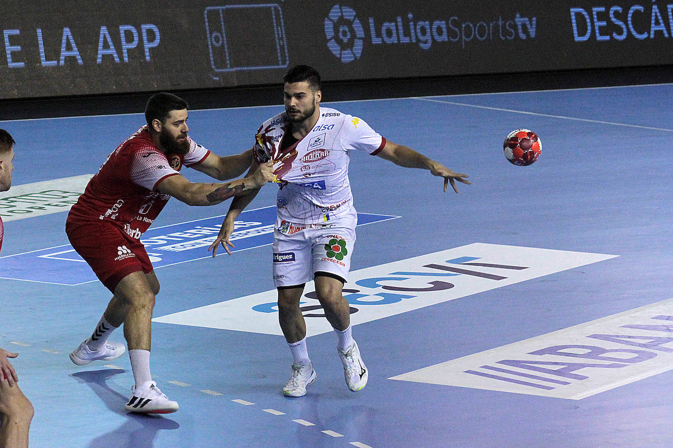 El Abanca Ademar se enfrenta al Balonmano Cuenca en un nuevo encuentro de la Liga Sacyr Asobal.