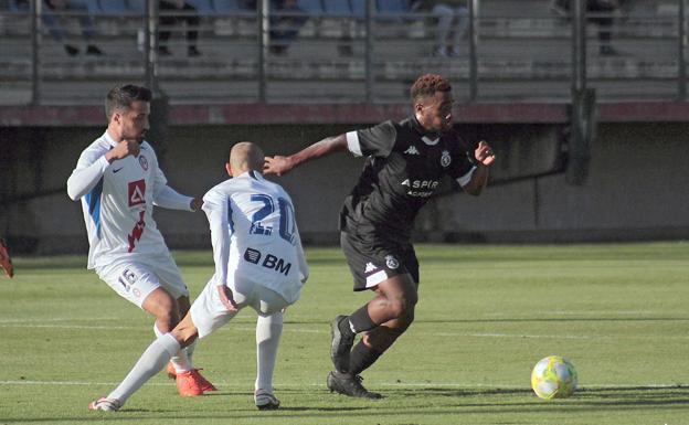 Galería. Kawaya, en una acción del partido.