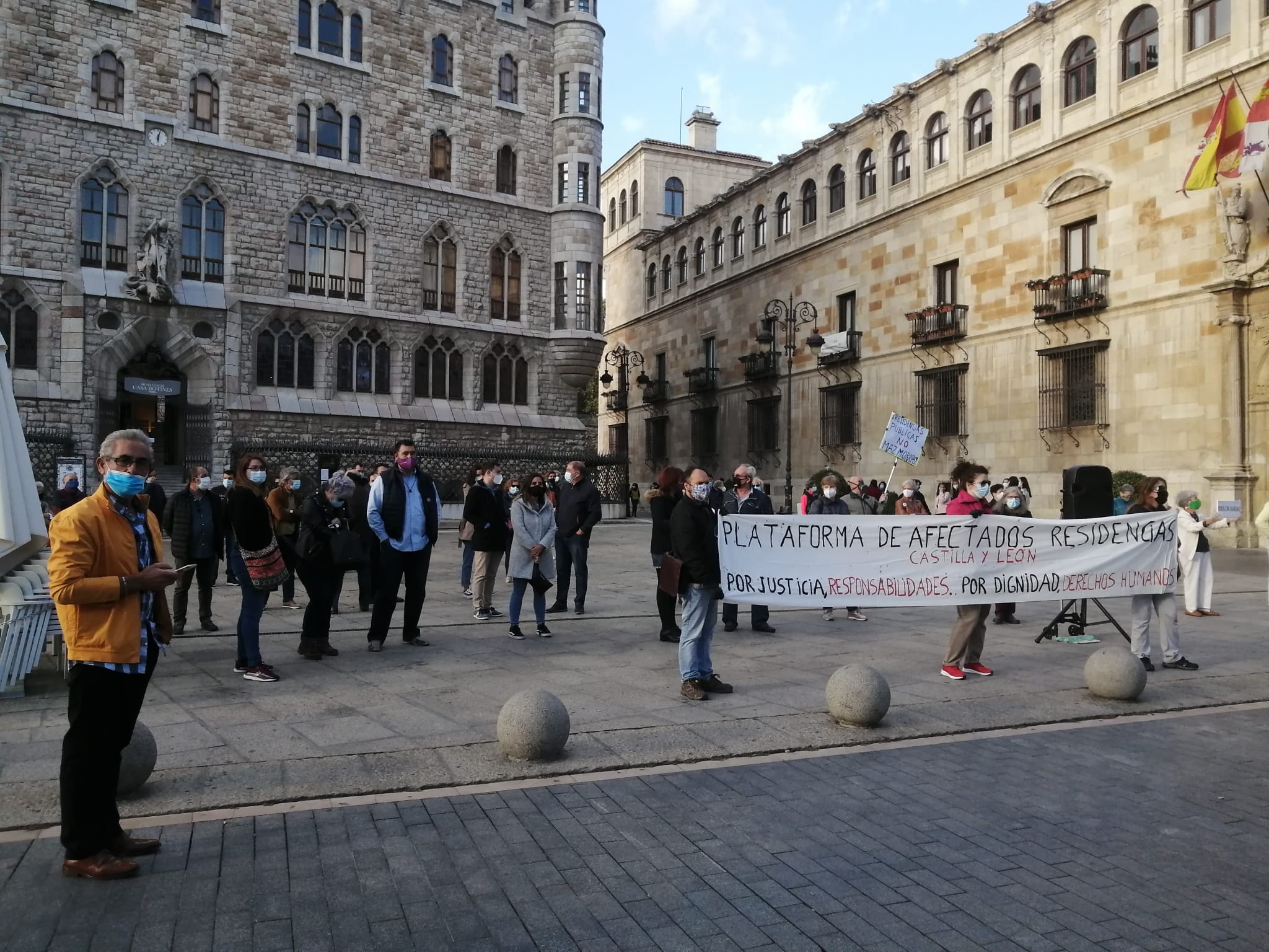 Una de las pancartas que pudieron verse en la tarde del domingo. 