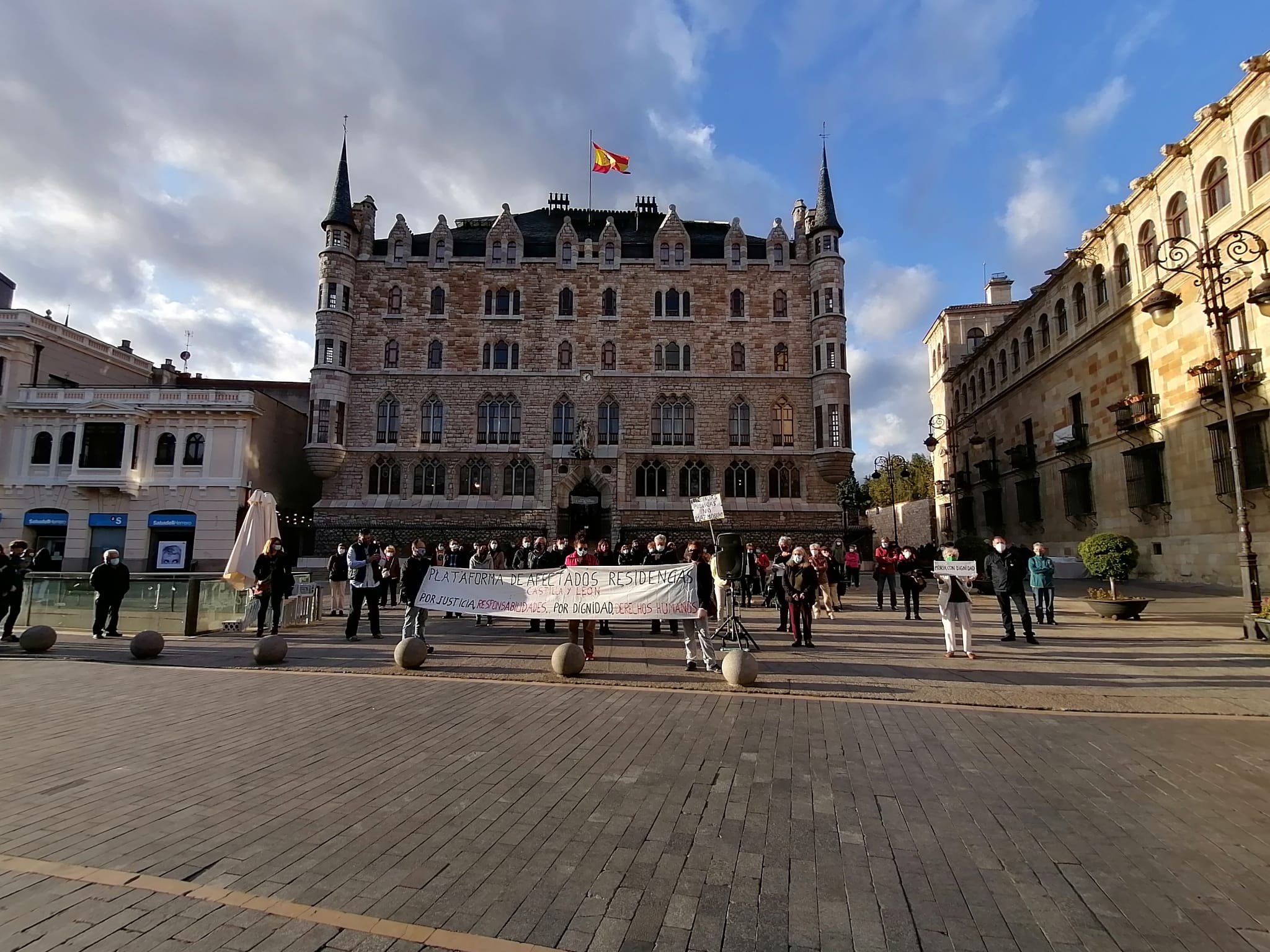 Una de las pancartas que pudieron verse en la tarde del domingo. 