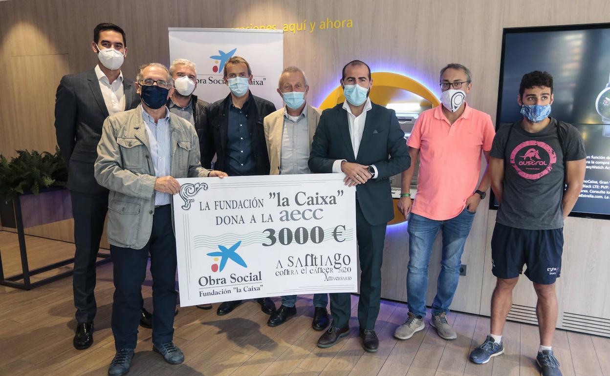 Presentación del acuerdo de la Fundación La Caixa por el que impulsará uno de los programas de la Asociación Española Contra el Cáncer en León.