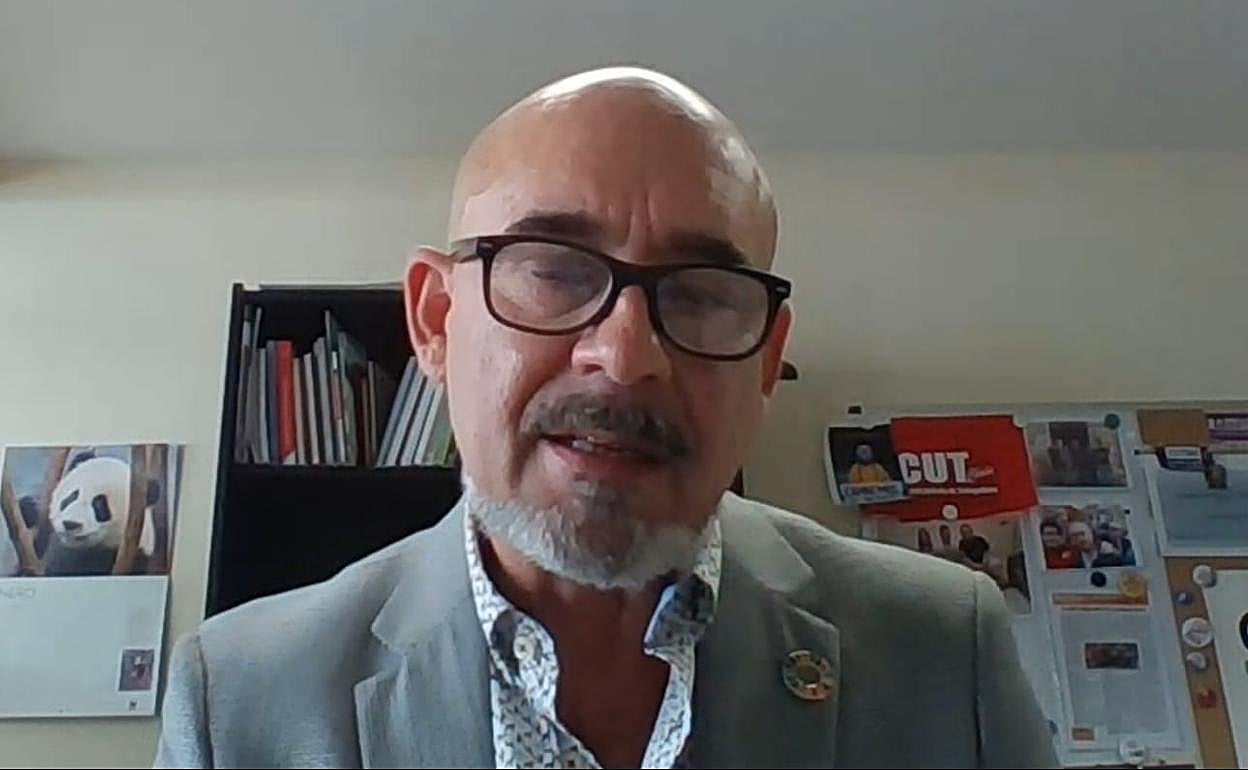 Mariano Sanz, delegado sindical de Medio Ambiente de CC.OO, en la rueda de prensa telemática de este miércoles.