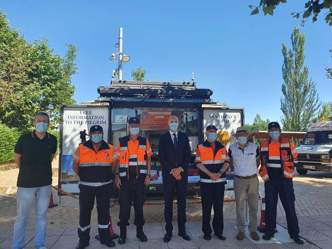 Fotos: Punto de Información de Peregrinos ubicado en Puente Castro