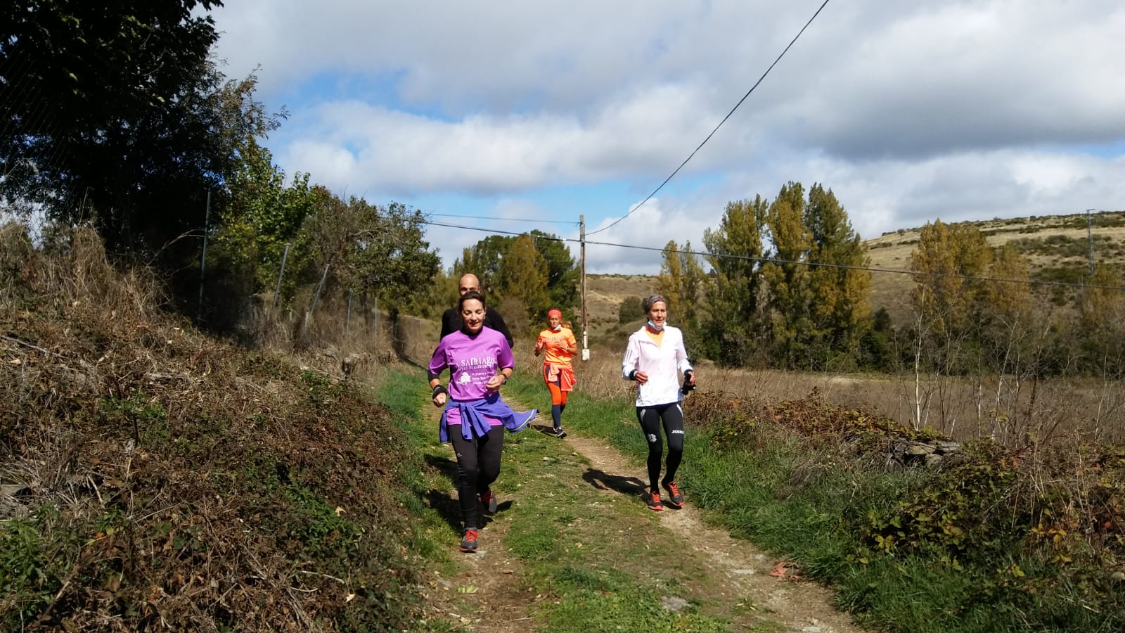 A Santiago Contra el Cáncer no se olvida del Camino Olvidado.