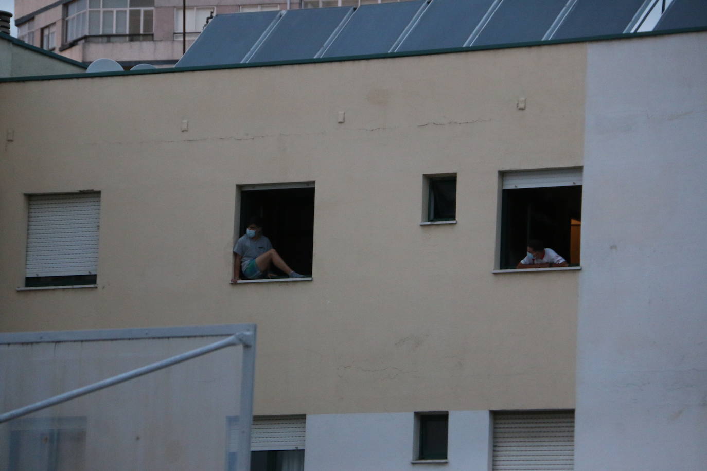 Aplauso sanitario en la Residencia Doña Sancha. 