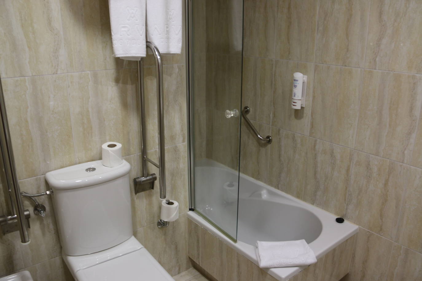 El 'Arca de Noé' leonés ya está disponible para acoger a 140 pacientes covid asintomáticos