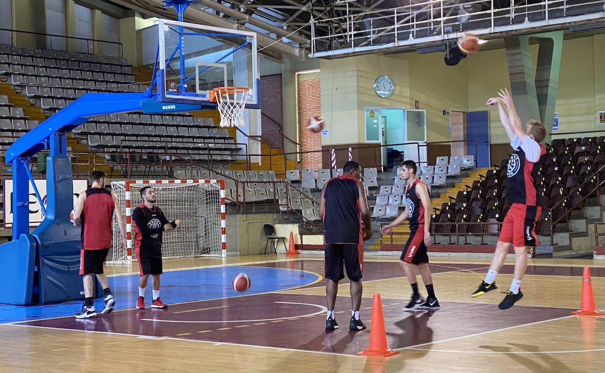 Imagen de archivo de un entrenamiento del equipo leonés. 