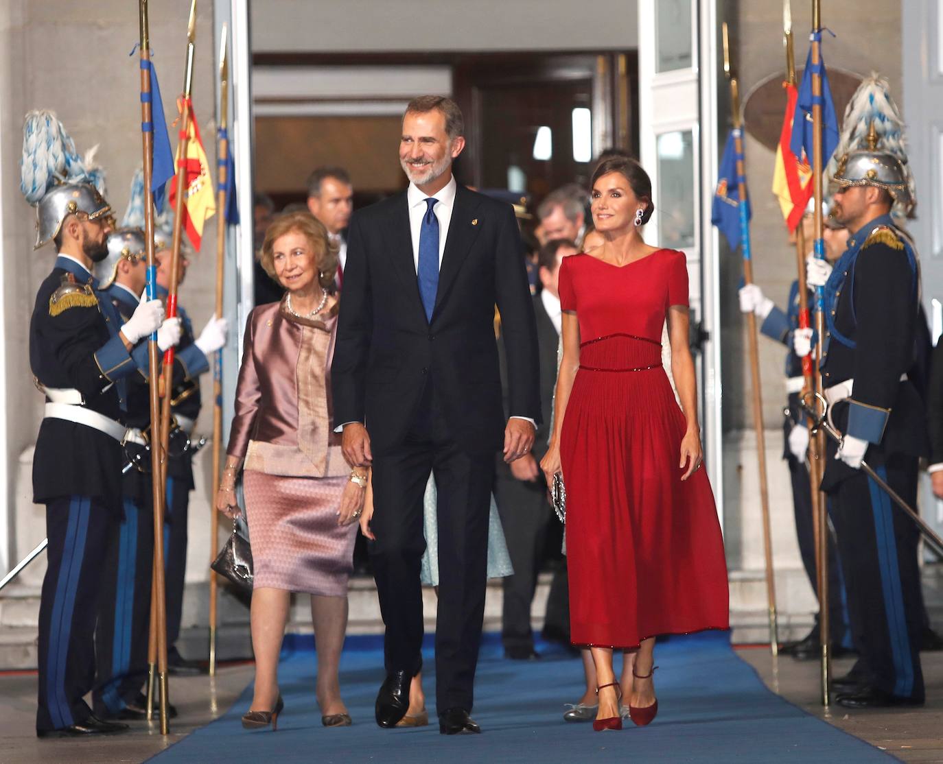 Vestido utilizado por la Reina el año 2019. 