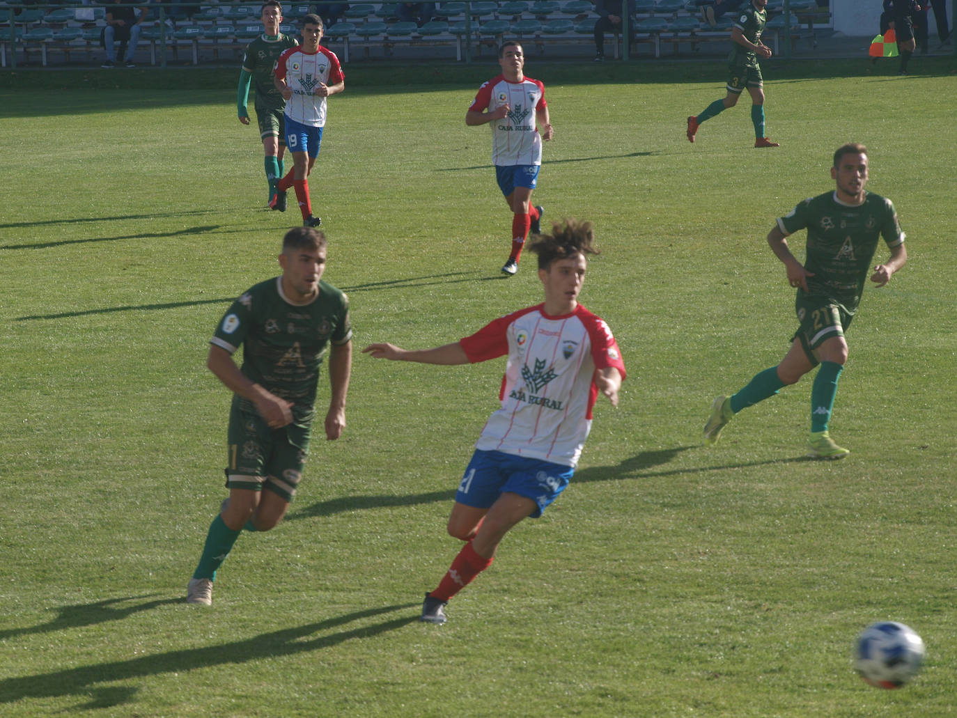 Fotos: El Atlético Astorga comienza ganando