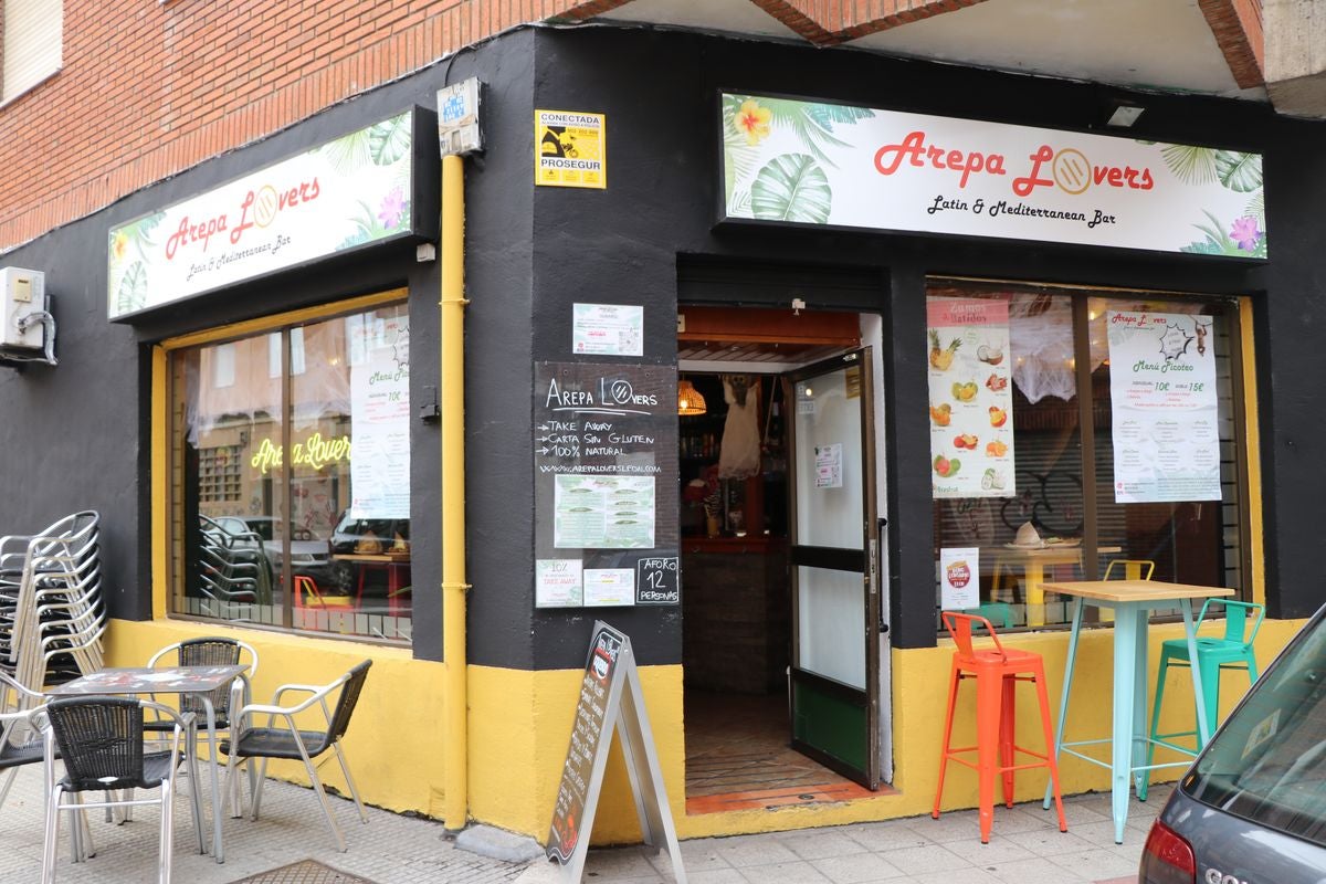 Arepas Lovers en la calle Santa Ana ofrece la mejor comida venezolana.