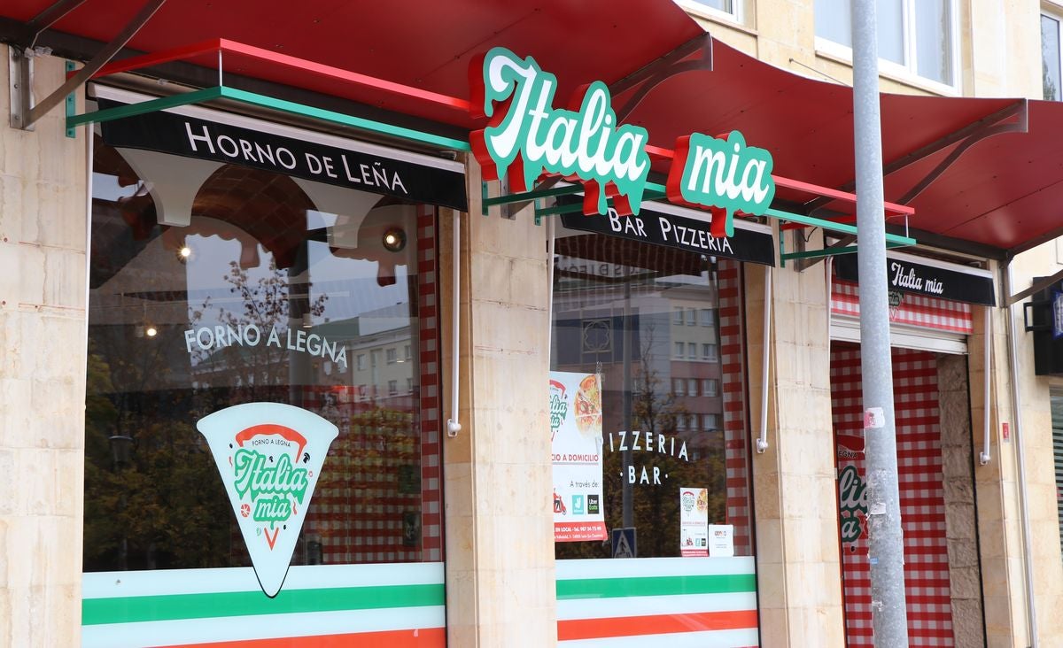 El restaurante Italia Mia ofrece la mejor comida italiana para disfrutar en el salón de tu casa.