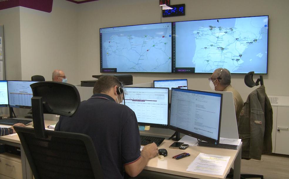 Imagen de la sala desde donde se controla todo el tráfico de mercancías del norte peninsular.