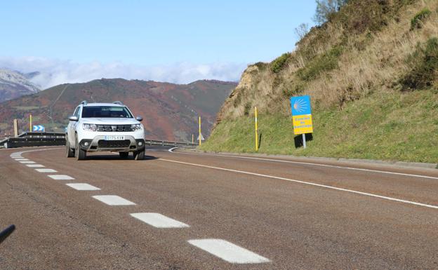 Galería. Un vehículo llegando desde Asturias a León.