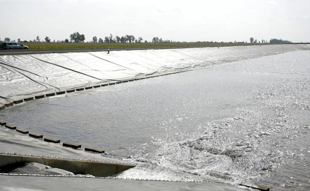 La Comunidad de Regantes del Bajo Páramo suma 27,4 millones de euros para la modernización de regadíos